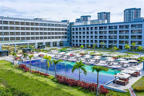 hotels in clark pampanga
